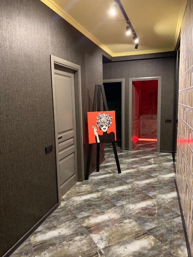 Apartments Lux In City Center Lviv Eksteriør billede