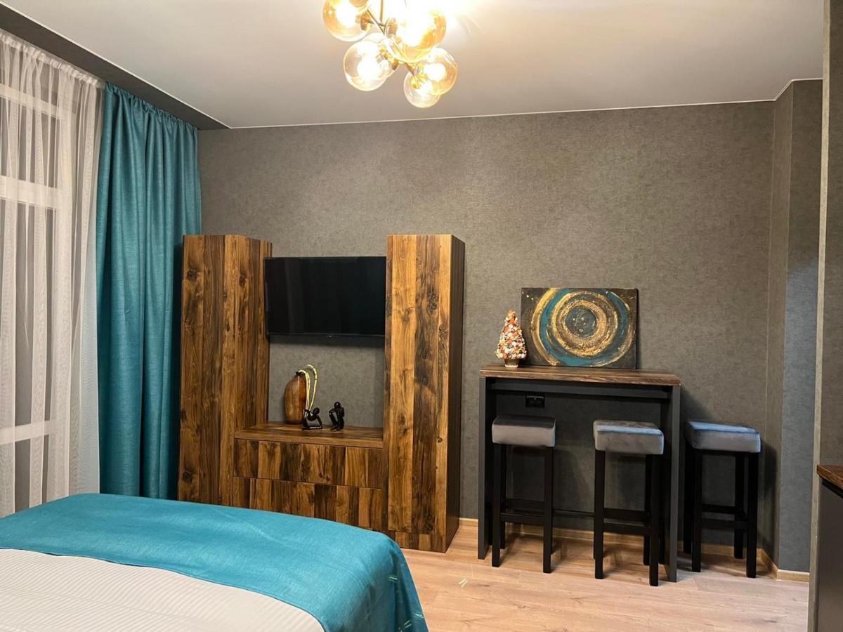 Apartments Lux In City Center Lviv Eksteriør billede