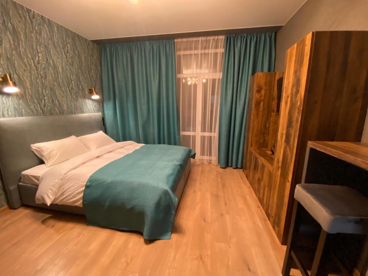 Apartments Lux In City Center Lviv Eksteriør billede