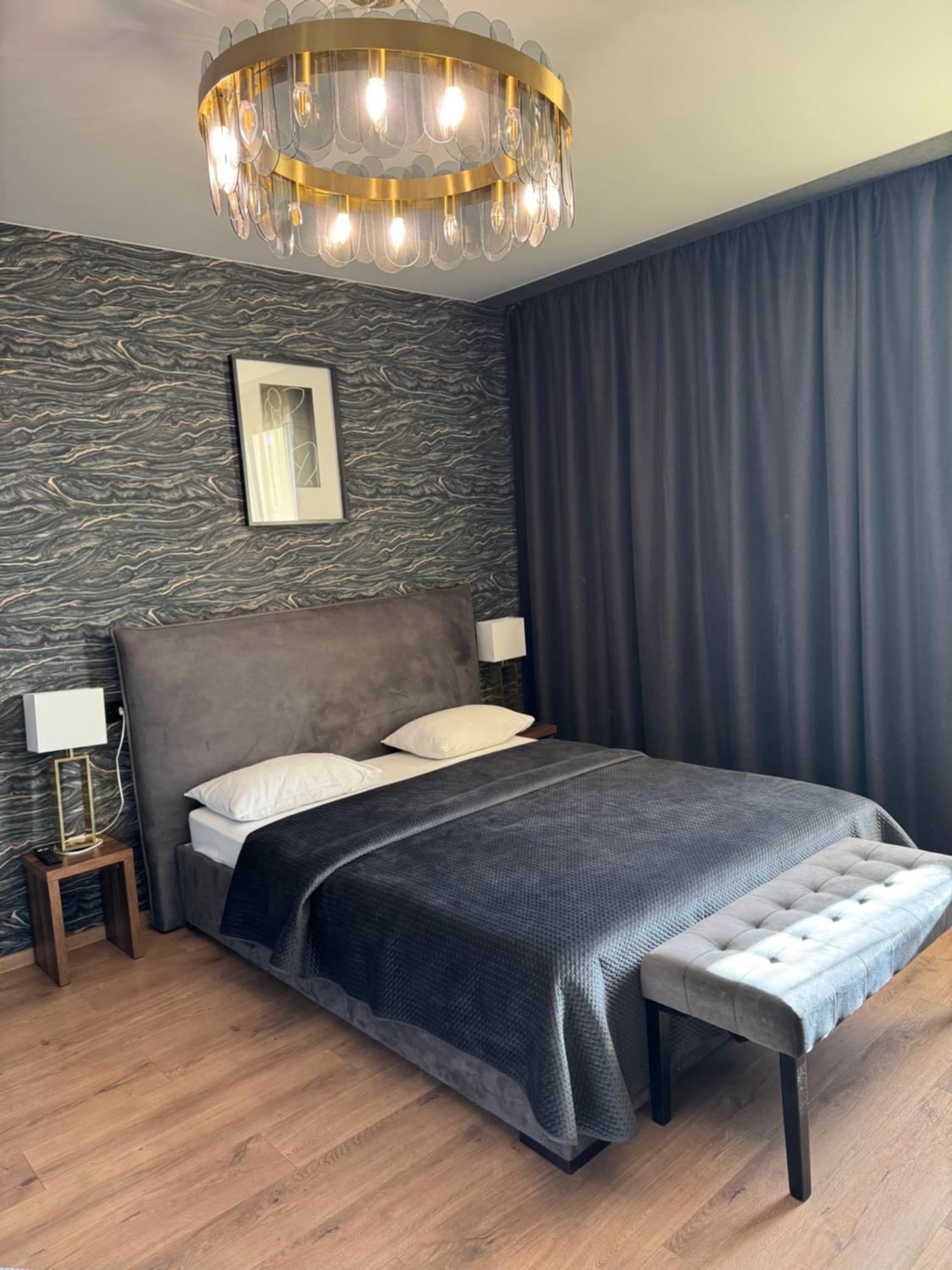 Apartments Lux In City Center Lviv Eksteriør billede